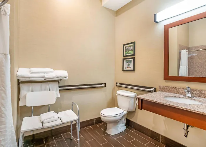 Comfort Suites - Jefferson City