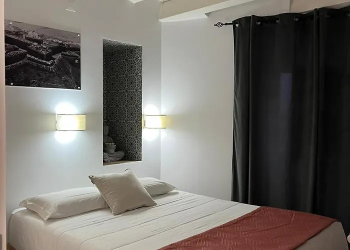 Cool Guest House