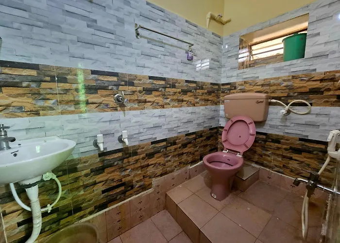 Monalisa Lodge