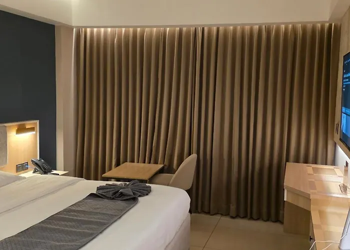 Moonbasa Boutique Hotel And Spa Infopark , Kakkanad