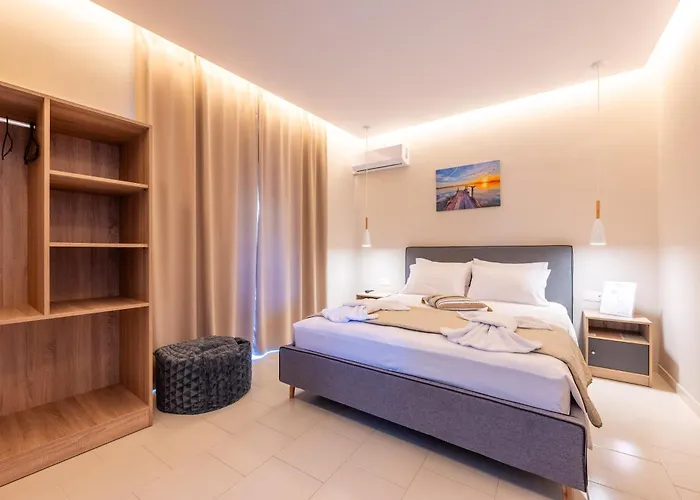 Blue Wave Suites - Ixia