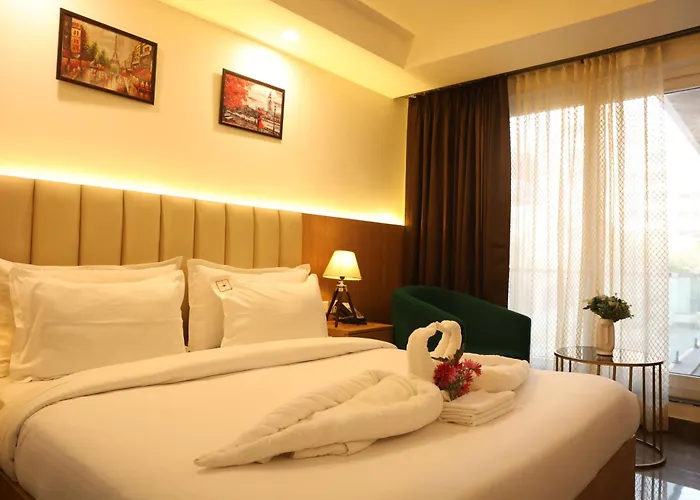 Royal Raven Hotel & Banquet' Greater Noida Nearby India Expo Centre & Mart