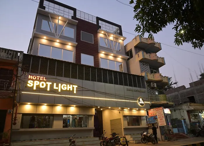 Hotel Spot Light