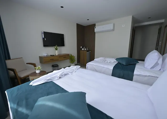Delta Pyramids Hotel