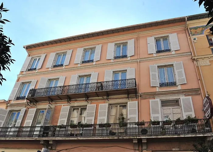 Hotel Louvia