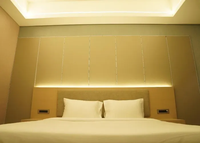 Hotel P4 City Center Jabalpur