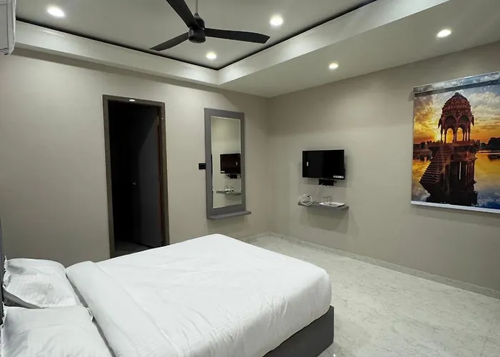 Om Hotel