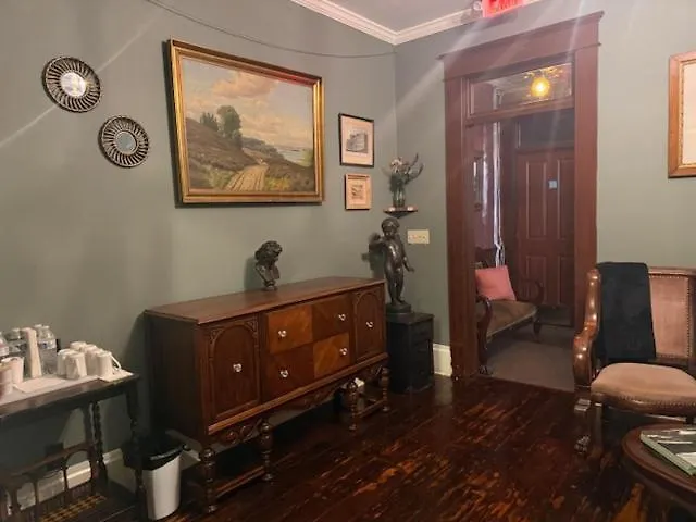 Hotel Ivanhoe