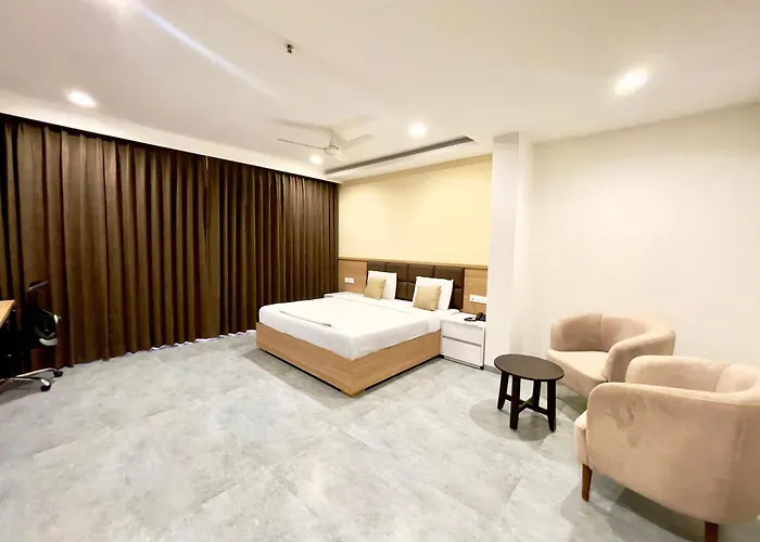 Hotel Chanakya