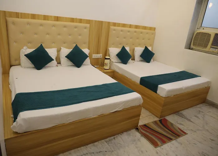 Hotel Chandra Garden