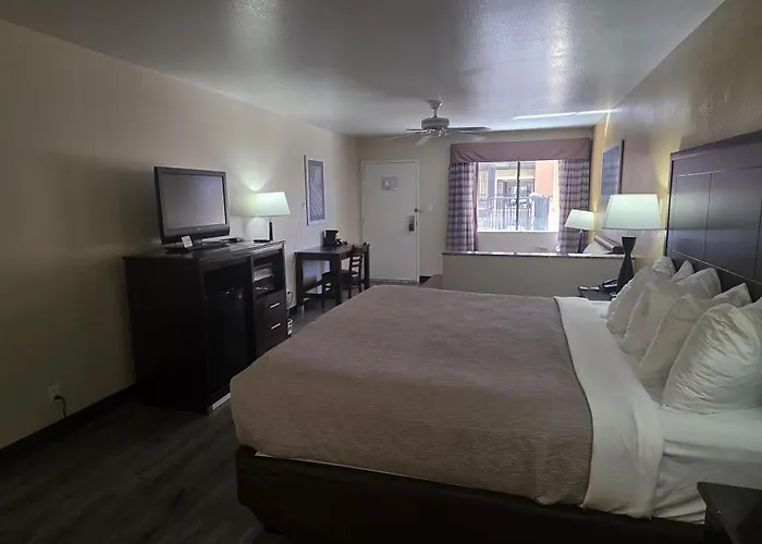 Surestay By Best Western Mesa Downtown Area