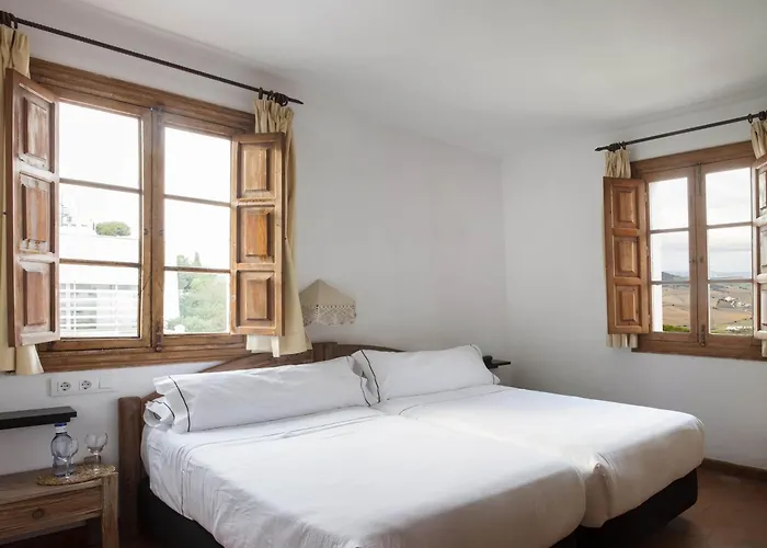 Hotel Tugasa Convento San Francisco