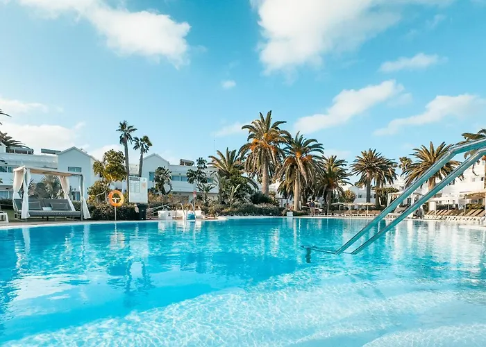 Labranda Corralejo Village