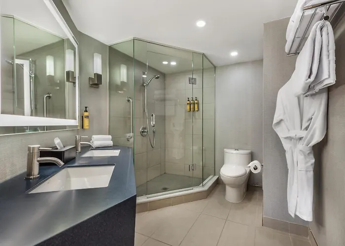 Best Western Plus Ottawa City Centre