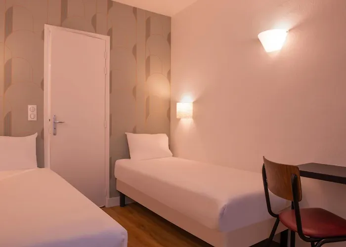 Pacific Hotel Fondary