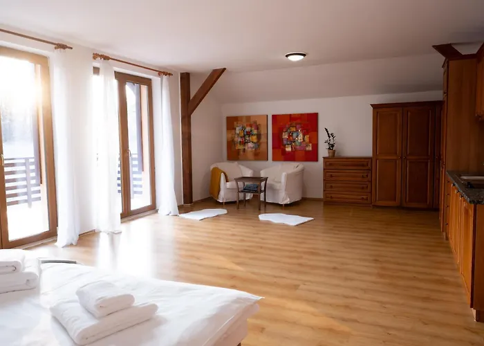 Club Apartments