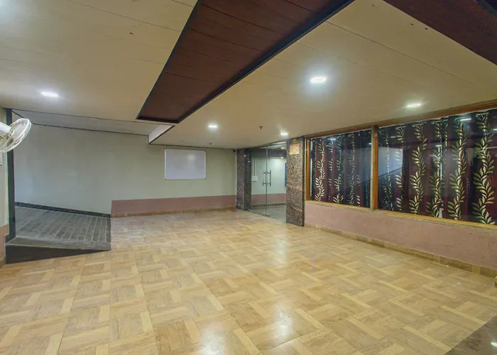 Treebo Saumendra Residency