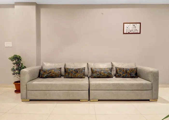 Super Hotel O S Grand Bolarum