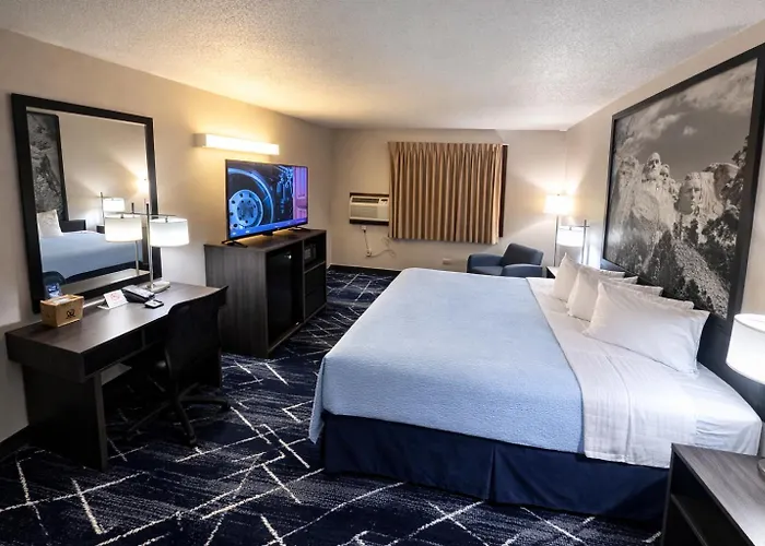 Super 8 By Wyndham Sturgis