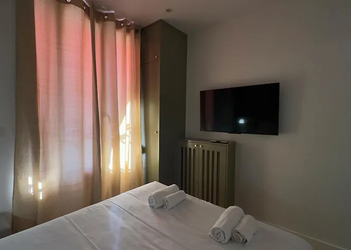 Alma Hotel