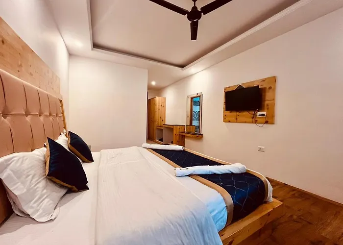 Manali Castle