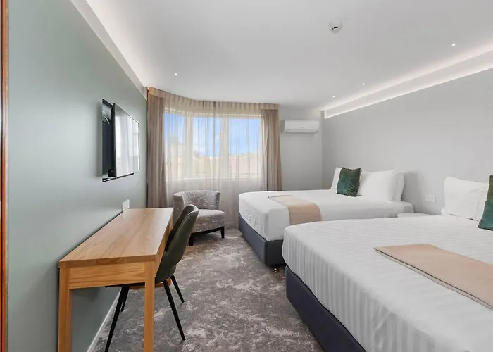 Hotel Elms Christchurch, An Ascend Collection Hotel