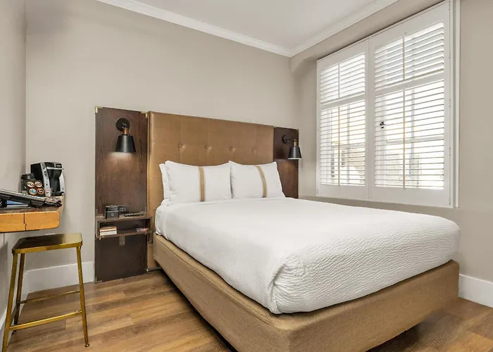 Hotel Petaluma, Tapestry Collection By Hilton