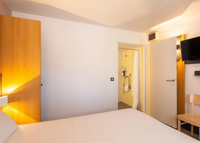 B&B HOTEL Lorient Lanester