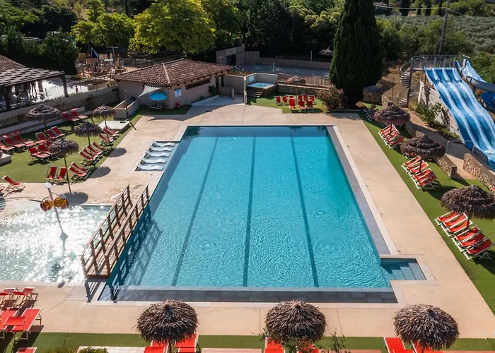 Camping Les Hautes Prairies Lourmarin