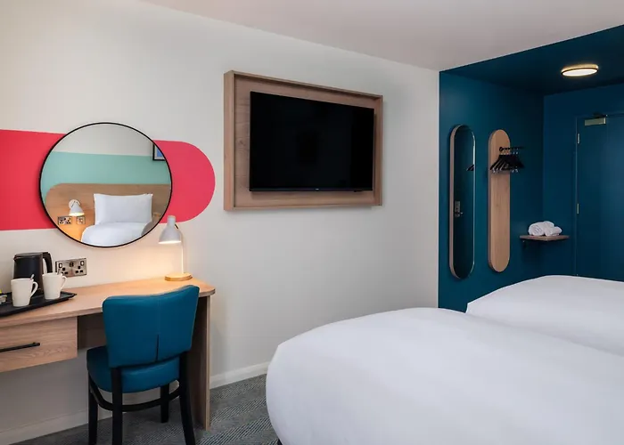 Garner Hotel Lincoln By Ihg