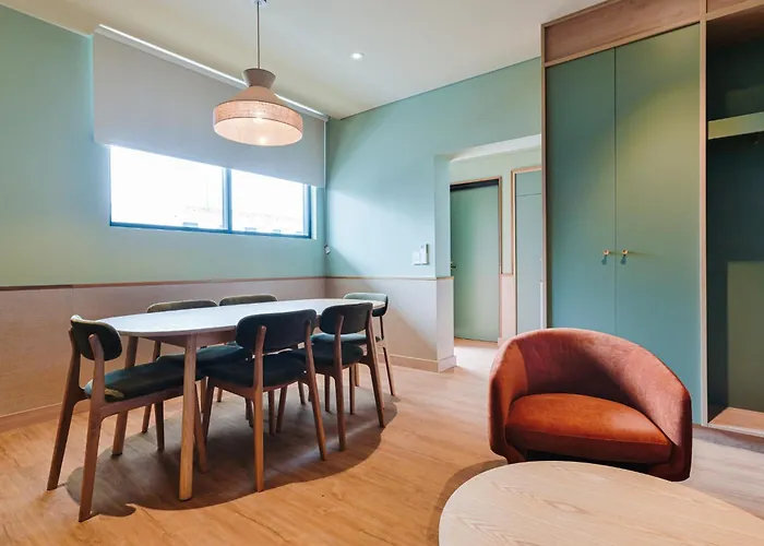 The Queens Hotel Gladstone