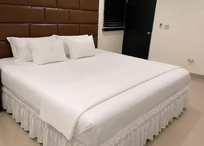 Starz Hotel Corporate Lodging