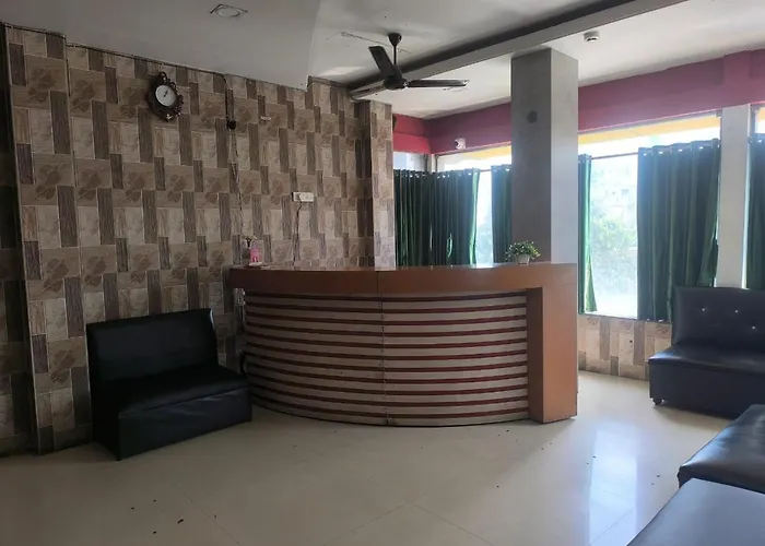 Starline Hotel