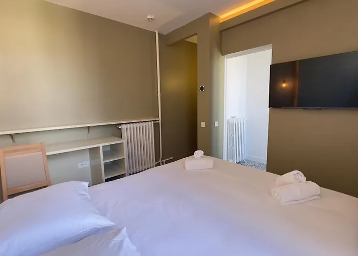 Alma Hotel