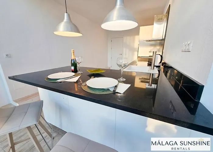 Malaga Sunshine Rentals - Villa Buenavista - El Higueron I