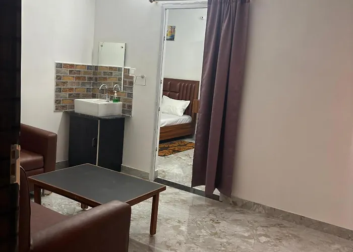 Satyamev Grand Inn