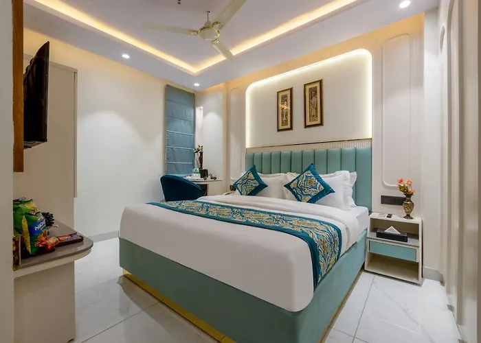 The Western Grand - A Luxury Hotel - Just 6 Mins From Cp And New Delhi Station