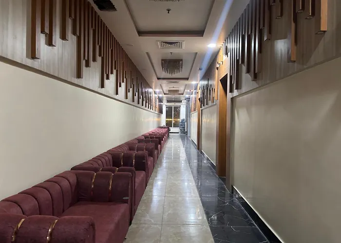 Raj Resort