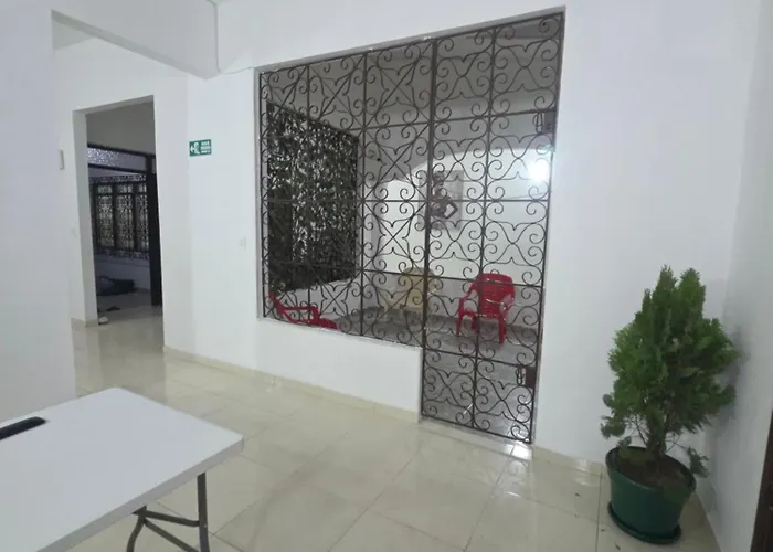 Hotel Montserrat