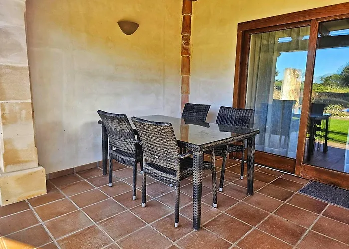 Bennoc Petit Hotel (Adults Only)