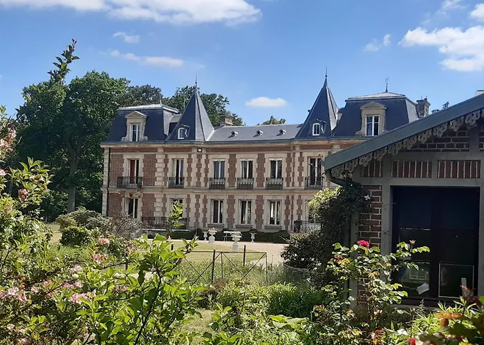 Chateau Le Quesnoy