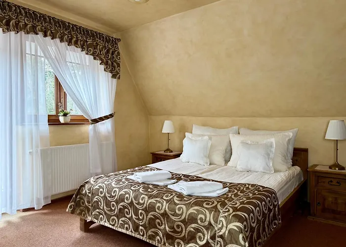 Hotel Dwor Karolowka