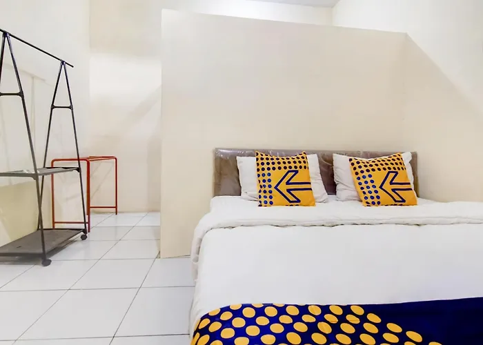 Hotel O Nakula Sadewa