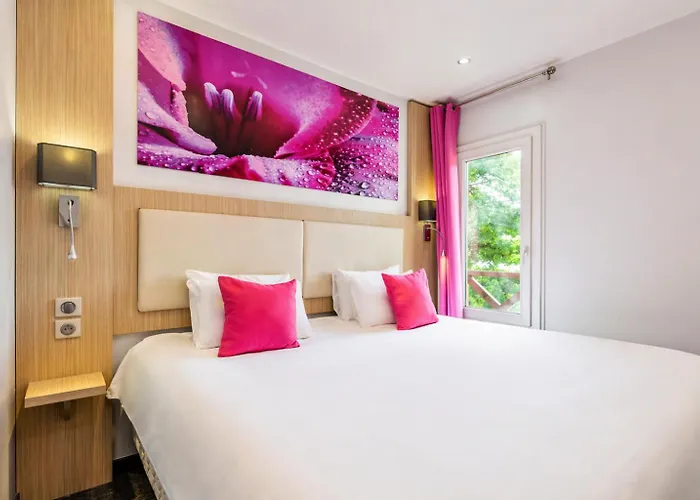 FH Confort Hotel Orléans Co'met