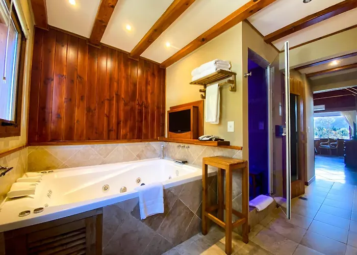 Charming Residences & Suites With Private Spa