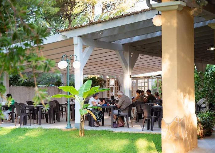 Hotel Cala Dei Pini