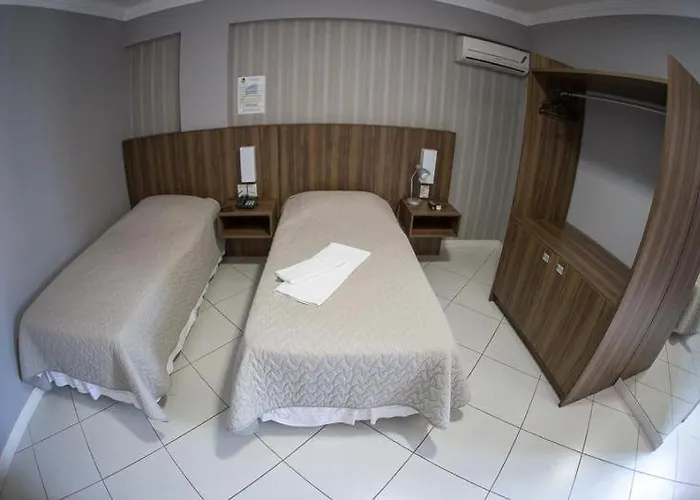 Hotel Contessi