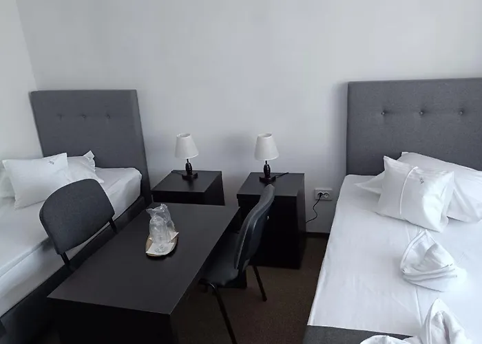 Hotel Lebada