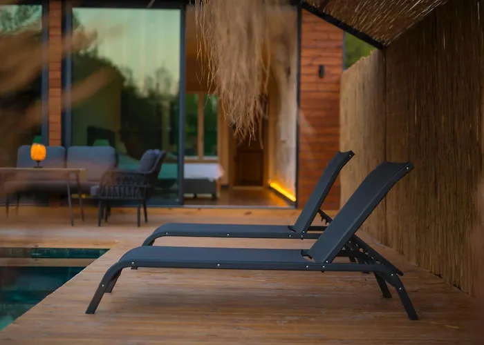 La Boheme Kabak Adults Only