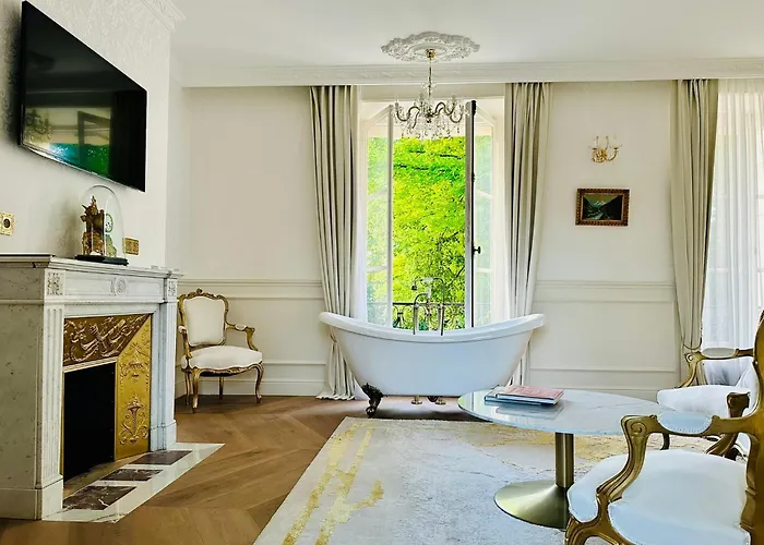 Le Chateau D Hardricourt